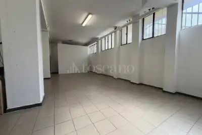 Laboratorio in vendita, Via dei Tulipani, Milano
