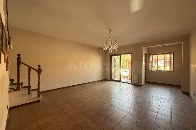 Villino a Schiera in vendita, Via della Regione, San Giovanni la Punta