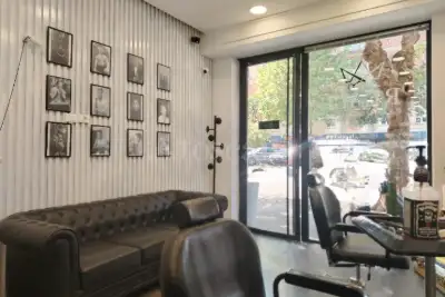 Attività Commerciale in vendita, Via Francesco Grimaldi, Roma