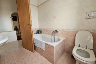 Casa Indipendente in vendita, Via Lombardia, Anzio