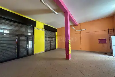 Negozio in vendita, Via Anapo, Palermo