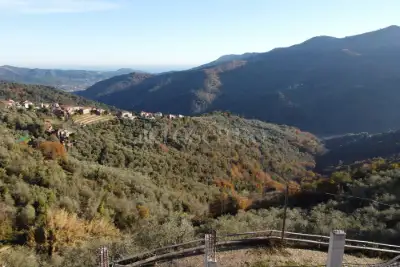 Casa Indipendente in vendita, Frazione di Stellanello, Stellanello