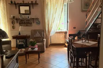 Casa in vendita, Viale dei Romagnoli, Roma