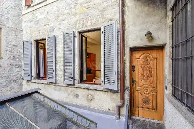 Casa in affitto, Via Francesco Muralto, Como