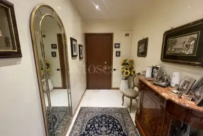 Casa in vendita, Via Bernardo Davanzati, Milano