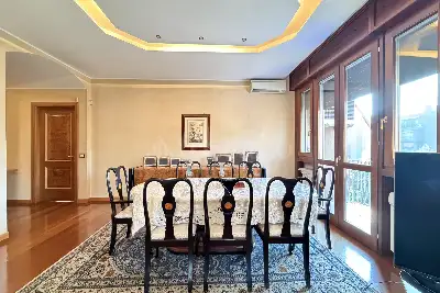 Casa in vendita, Via Pietro Rondoni, Milano