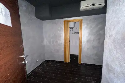 Negozio in vendita, Via Enrico Fermi, Roma