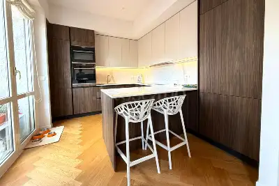 Casa in vendita, Via Galliera, Bologna