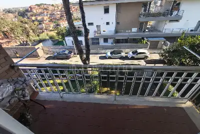 Villino a Schiera in vendita, Via Calosso, Roma