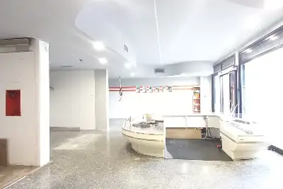 Negozio in affitto, Viale Città d'Europa, Roma