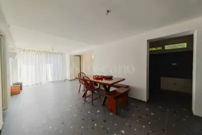 Villa Plurifamiliare in vendita, Via Panezio, Roma