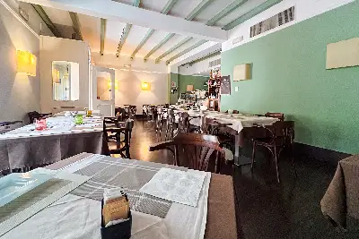 Negozio in vendita, Via San Martino, 8, Milano