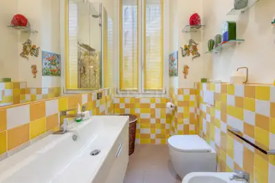 Casa in vendita, Via Rodolfo Farneti, Milano