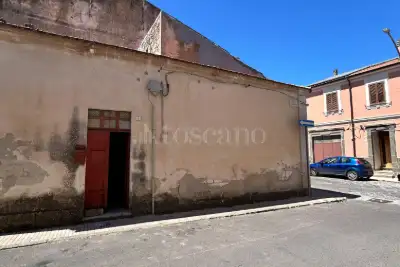 Magazzino in vendita, Via Rinascita, Ittiri