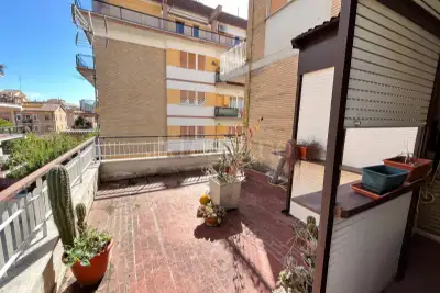 Casa in vendita, Via Cassia, Roma