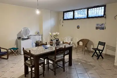 Villa in vendita, Viale dei Romagnoli, Roma