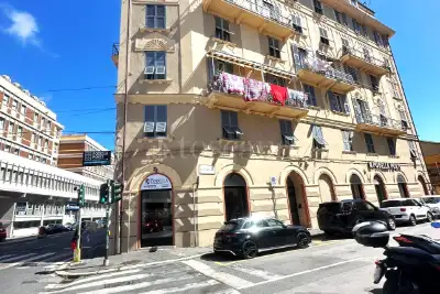 Casa in vendita, Via Mattia Montecchi, Genova