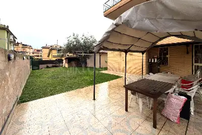 Casa in vendita, Via Malgrate, Roma