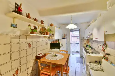 Casa in vendita, Via Andrea Alciato, Como