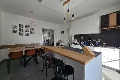 Casa in vendita, Via Umberto Saba, Roma