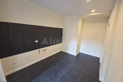 Casa in vendita, Via Francesco Morosini, Napoli