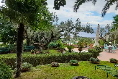 Villa in vendita, Torre Elena, Stalettì