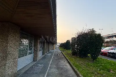 Negozio in affitto, Via del Mare, Milano