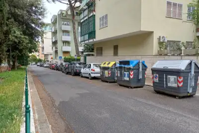 Box in affitto, Via Stefano Jacini, Roma