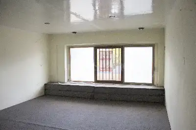 Negozio in vendita, Via Zamosch, Cassino