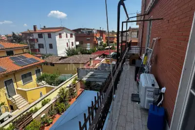 Casa in vendita, Via Luigi Sica, Roma