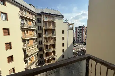 Casa in vendita, Piazzale Risorgimento Italiano, Modena