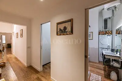 Casa in vendita, Piazza dei Santi Apostoli, Roma