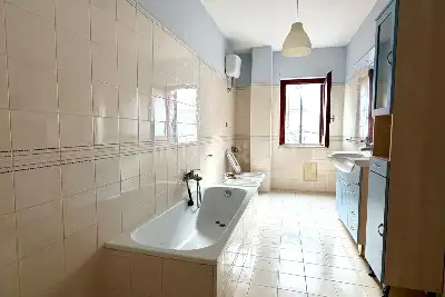 Casa in vendita, Via Garibaldi, Monteforte Irpino