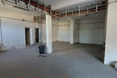 Negozio in vendita, Via Alessandro Santini, Roma