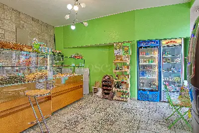 Attività Commerciale in vendita, Piazza Papa Giovanni XXIII, Luino