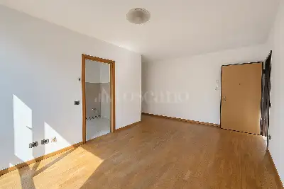 Casa in vendita, Via Correggio, Monza