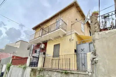 Casa Indipendente in vendita, Salita Tre Monti, Messina