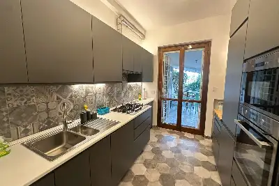 Villa Plurifamiliare in affitto, Via Nervi, Fiumicino