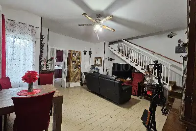 Villino a Schiera in vendita, Via dell'Orione, Pomezia