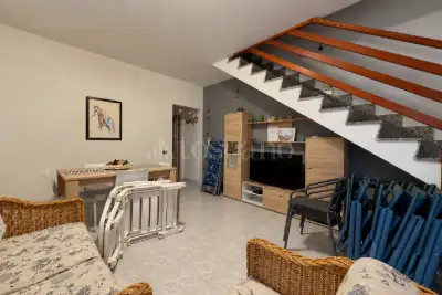 Villa Plurifamiliare in vendita, Via della Stazione, Anzio