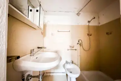 Casa Indipendente in vendita, Via Papa Giovanni XXIII 7, Luras