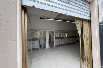 Negozio in affitto, Via Grotta Santa, Siracusa