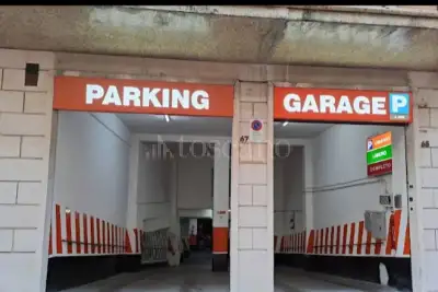 Garage in vendita, Via Cicerone, Roma