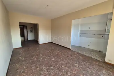 Casa in vendita, Via Valtravaglia, Roma