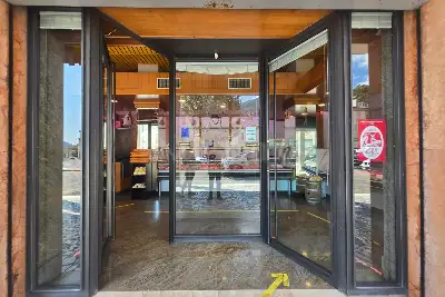 Attività Commerciale in vendita, Piazza C. Battisti, Sarezzo