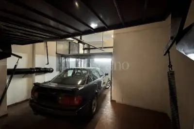Box in affitto, Viale Luigi Majno 8, Milano