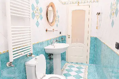 Casa in vendita, Via Maddaloni, Napoli