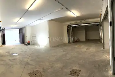 Box in vendita, Via delle Calasanziane, Roma