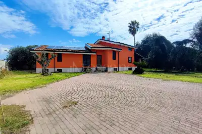 Casa Indipendente in vendita, Via Lavagna, Nettuno