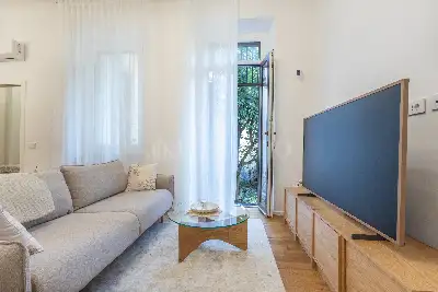 Casa in vendita, Via Guercino, Milano